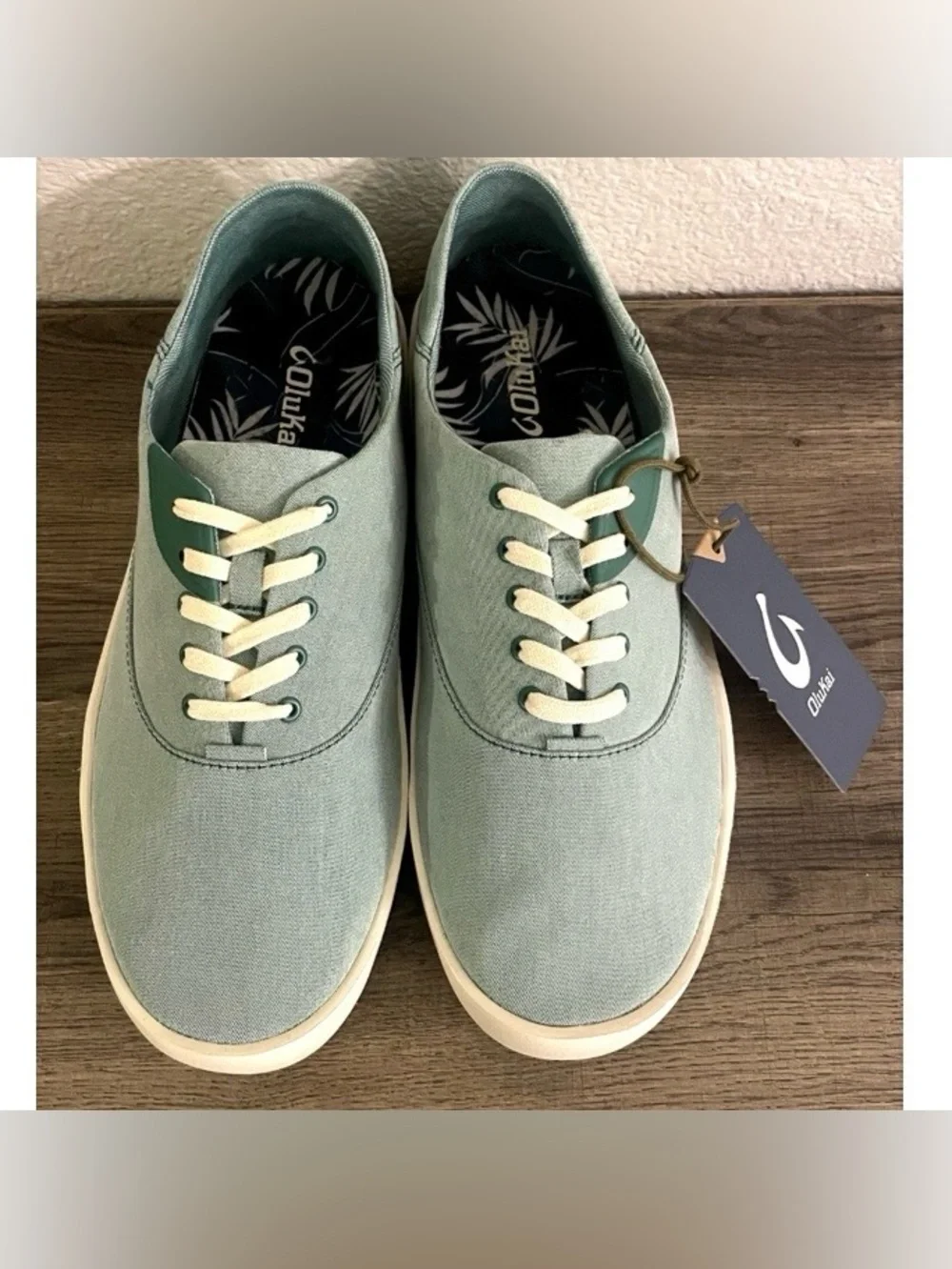OluKai Tradewind Bamboo Mens US 10 Mint Green Beach Hawaii Canvas Sneakers Shoes